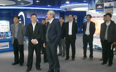 開(kāi)發(fā)區(qū)管委會(huì)陳主任一行到泰豪調(diào)研